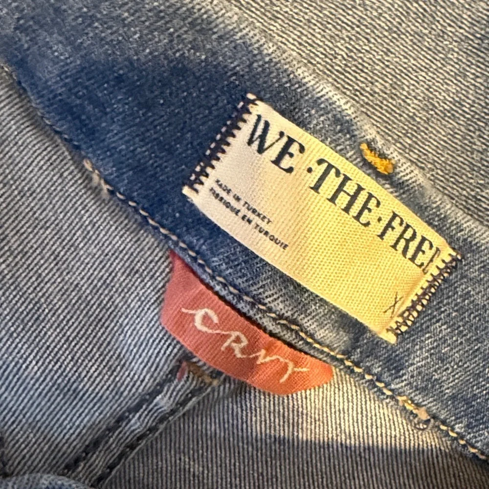Free people We The Free women XL 16 18 Flare Jeans CRVY Infinite Stretch Pull On